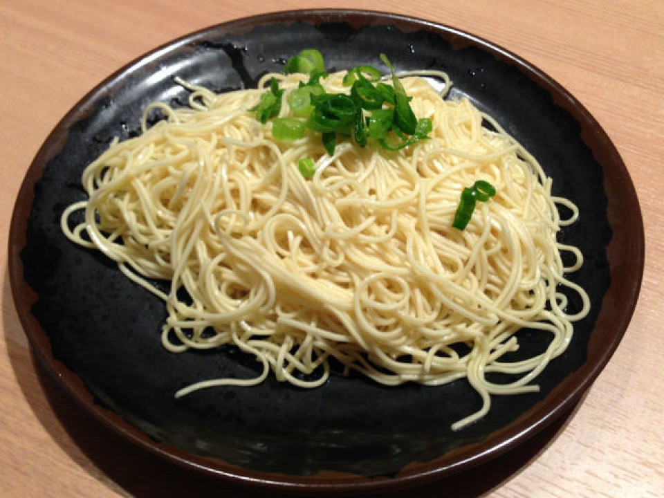 extra serving of ramen noodles: "kaedama"