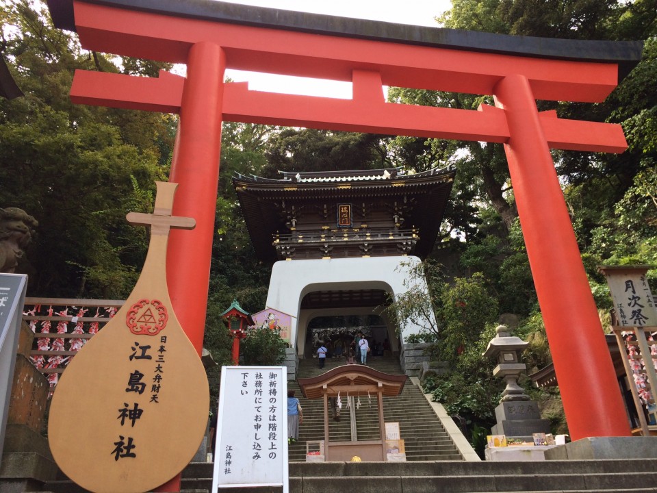 Learn some important manners of visiting a shrine.